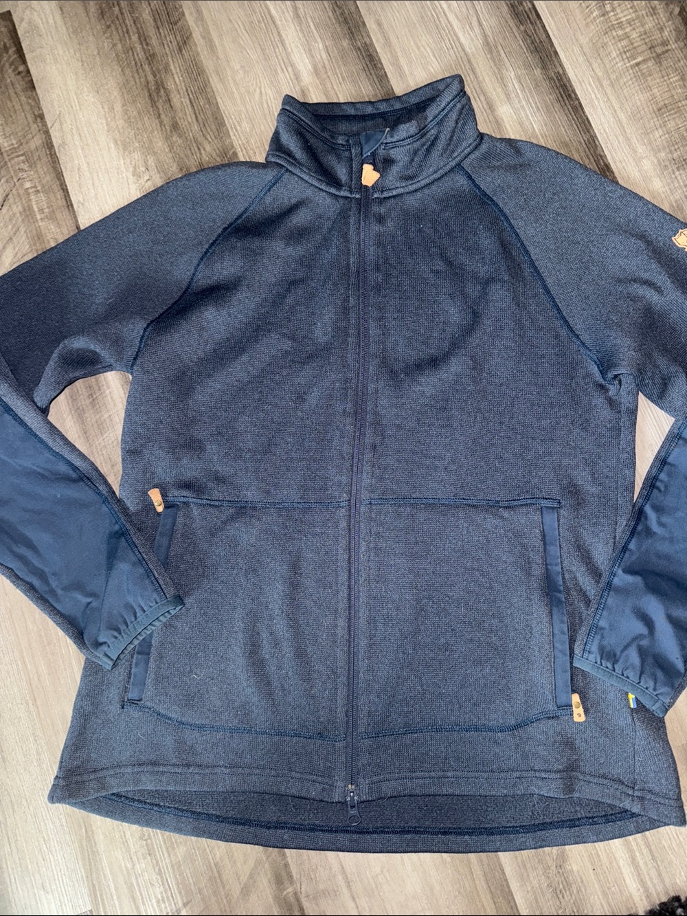 Fjallraven women’s Ovik Fleece Sweater full Zip navy blue large warm hiking